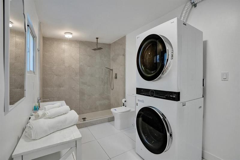 Image 45 of 50 For 1050 150th St