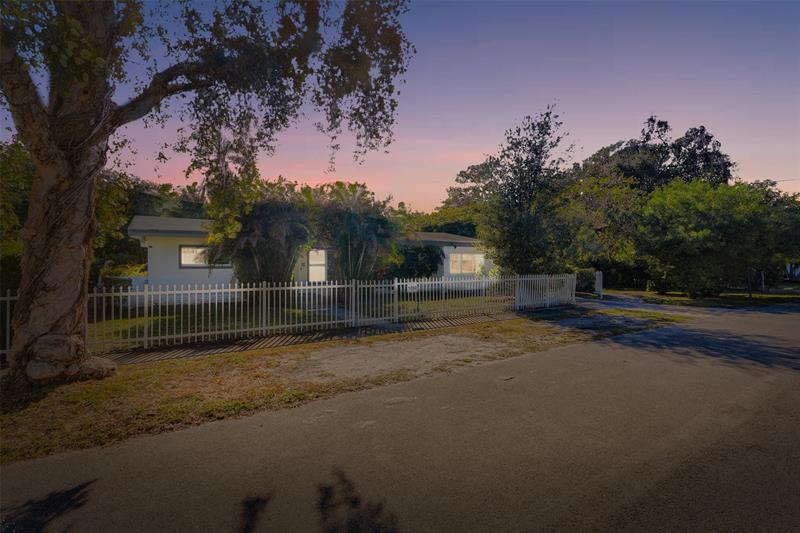 Image 50 of 50 For 1050 150th St