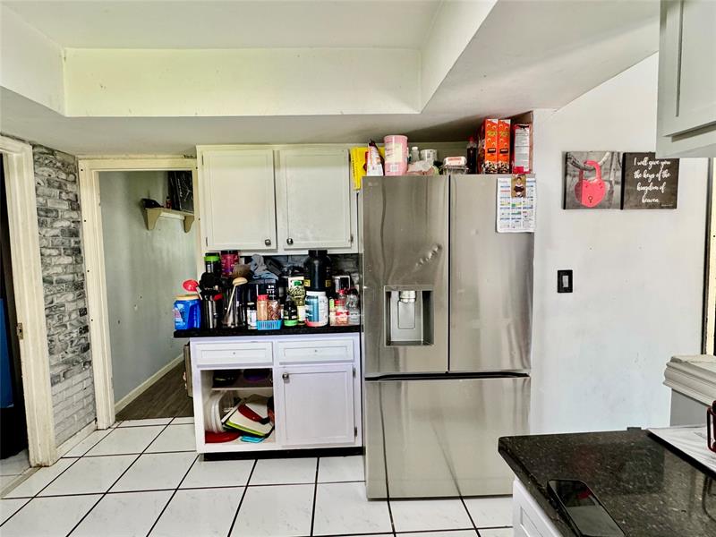 Image 11 of 32 For 8212 74th Ter