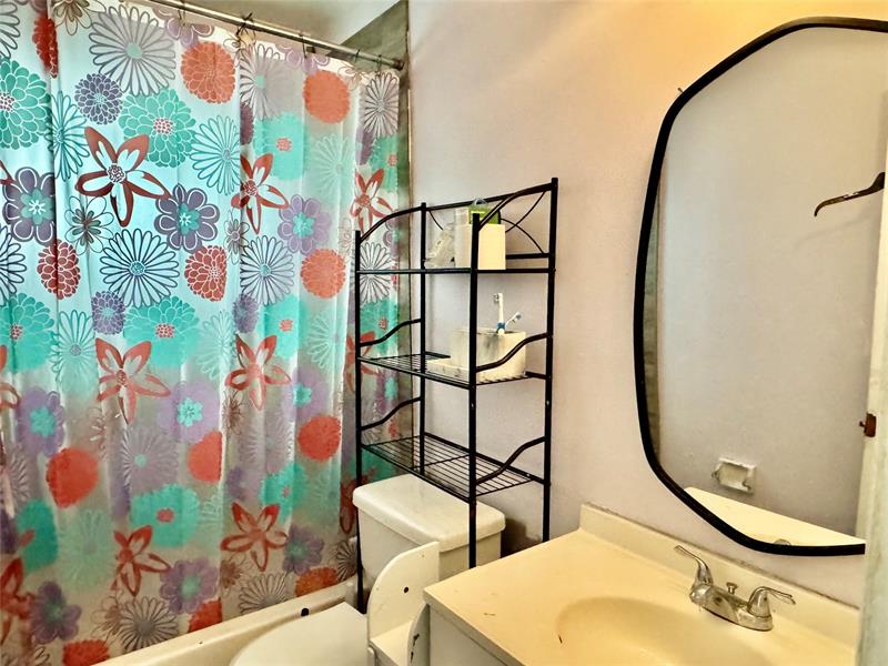 Image 17 of 32 For 8212 74th Ter