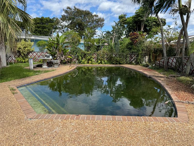 Image 22 of 32 For 8212 74th Ter