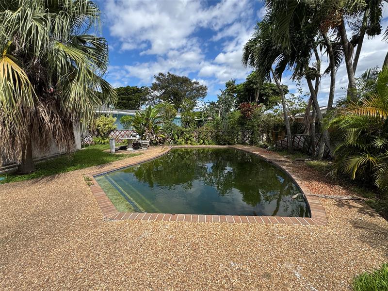 Image 23 of 32 For 8212 74th Ter