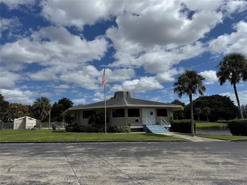 Image 27 of 32 For 8212 74th Ter