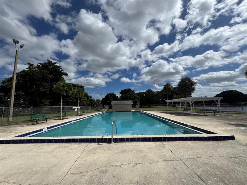 Image 29 of 32 For 8212 74th Ter