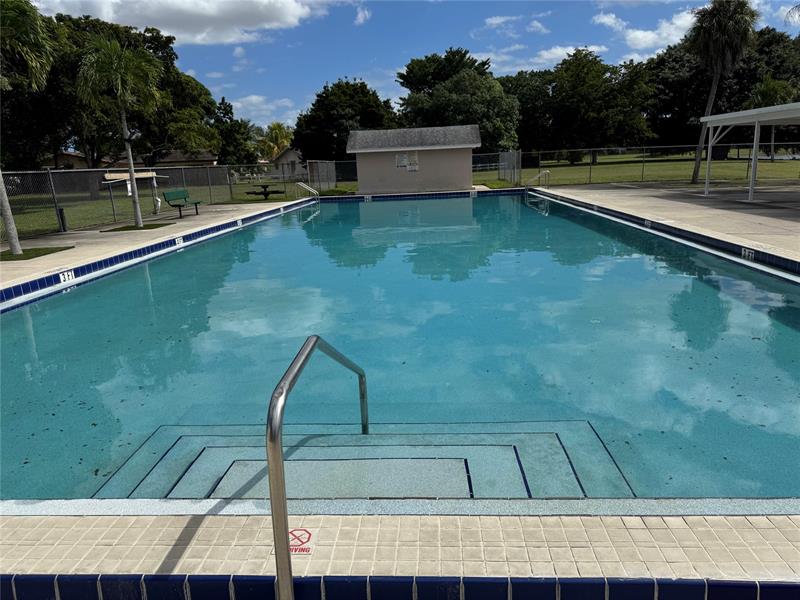 Image 32 of 32 For 8212 74th Ter