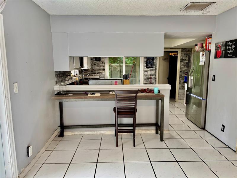 Image 8 of 32 For 8212 74th Ter