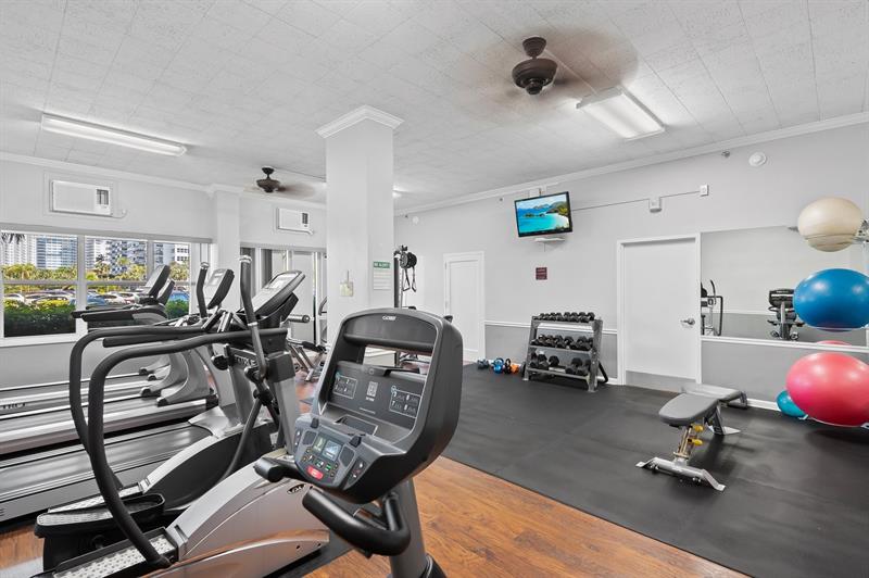 Image 42 of 45 For 3200 36th St  1721