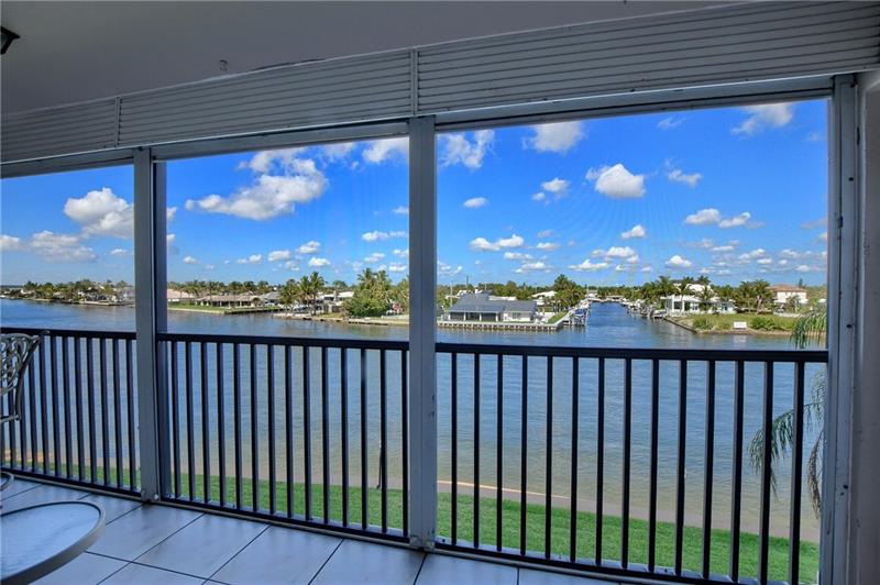 Image 7 of 9 For 985 19 Ave  204