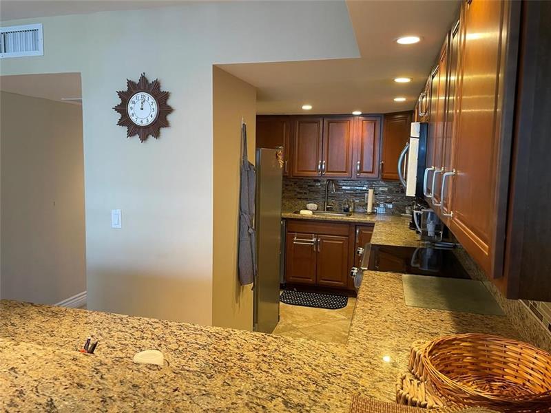 Image 14 of 36 For 209 Fort Lauderdale Beach Blvd  9f