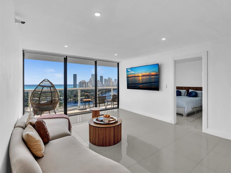 Image 14 of 46 For 20515 Country Club Dr  2144