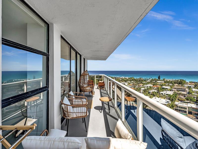 Image 21 of 46 For 20515 Country Club Dr  2144