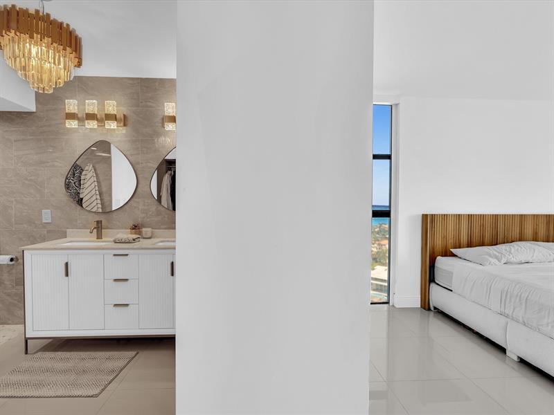 Image 27 of 46 For 20515 Country Club Dr  2144