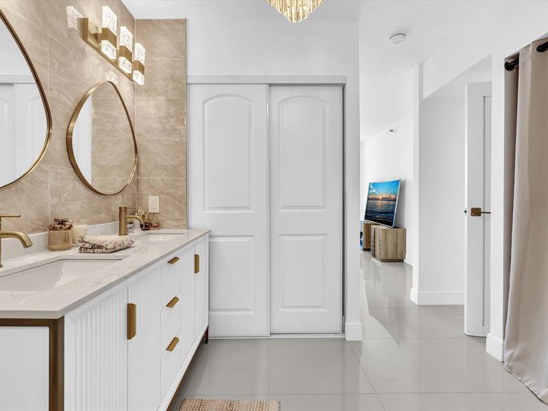 Image 31 of 46 For 20515 Country Club Dr  2144