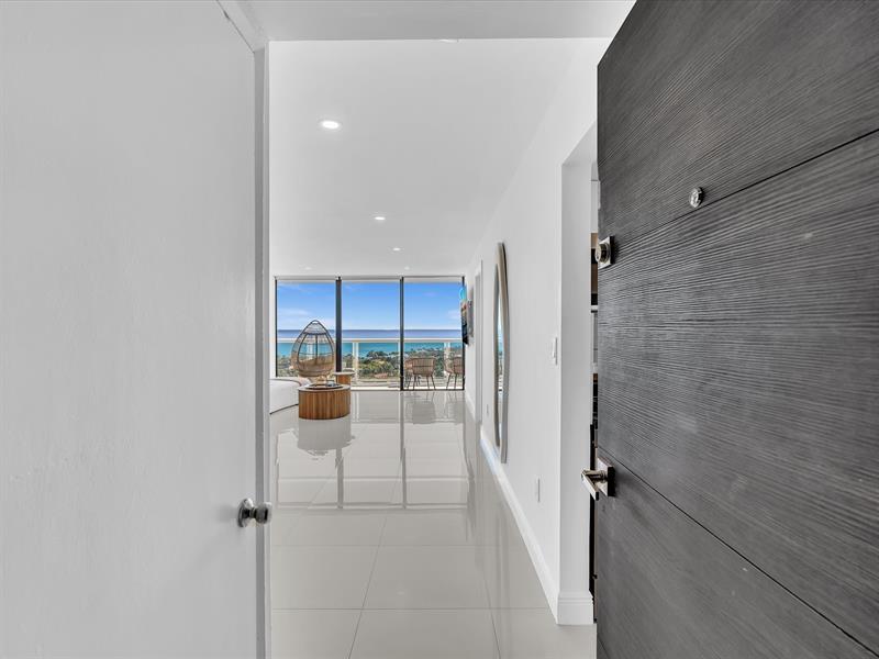 Image 4 of 46 For 20515 Country Club Dr  2144