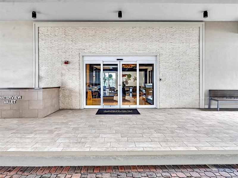 Image 42 of 46 For 20515 Country Club Dr  2144