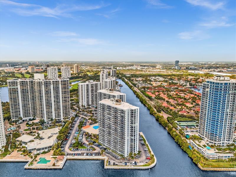 Image 45 of 46 For 20515 Country Club Dr  2144