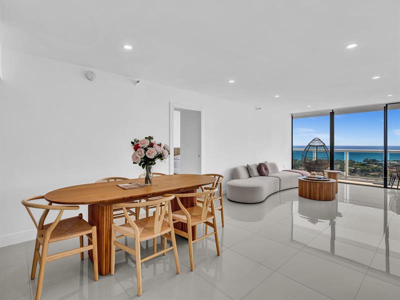 Image 8 of 46 For 20515 Country Club Dr  2144