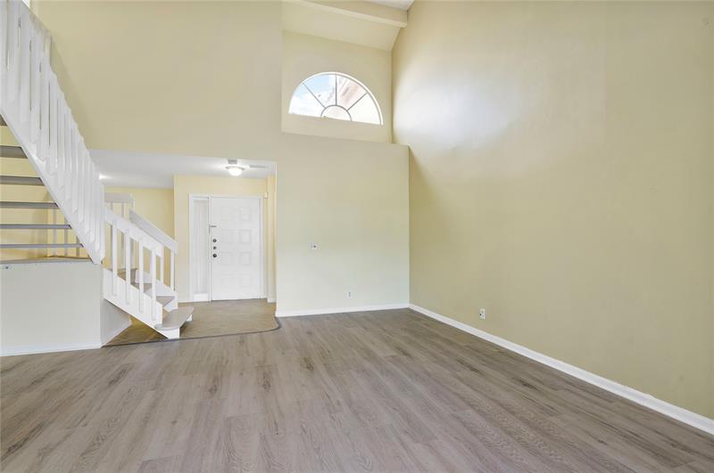 Image 14 of 32 For 10856 Cypress Glen Dr  10856