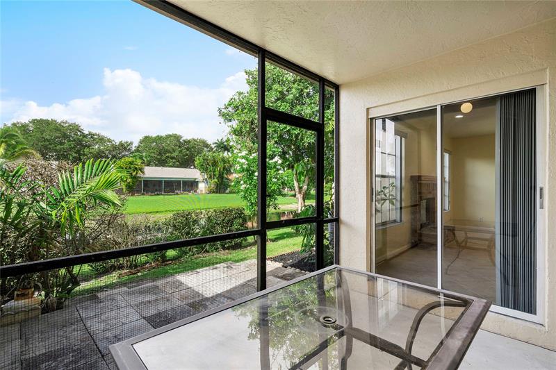 Image 26 of 32 For 10856 Cypress Glen Dr  10856