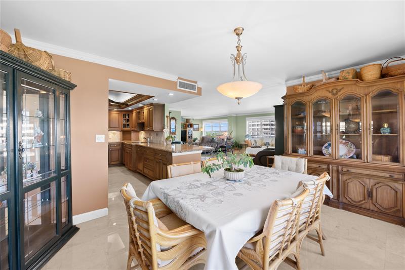 Image 17 of 53 For 3900 Galt Ocean Dr  1017