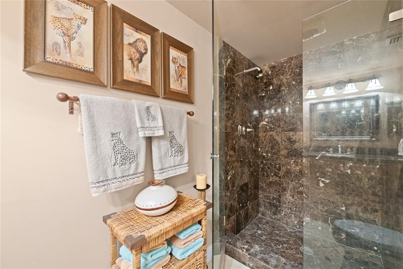 Image 24 of 53 For 3900 Galt Ocean Dr  1017