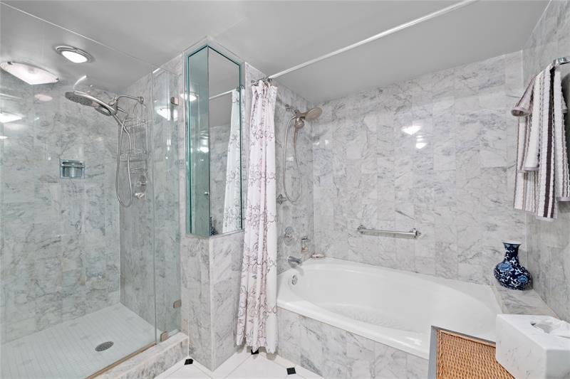 Image 31 of 53 For 3900 Galt Ocean Dr  1017