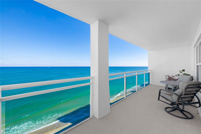 Image 4 of 53 For 3900 Galt Ocean Dr  1017