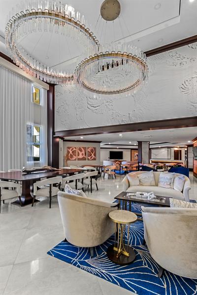 Image 13 of 97 For 1063 Hillsboro Mile  501