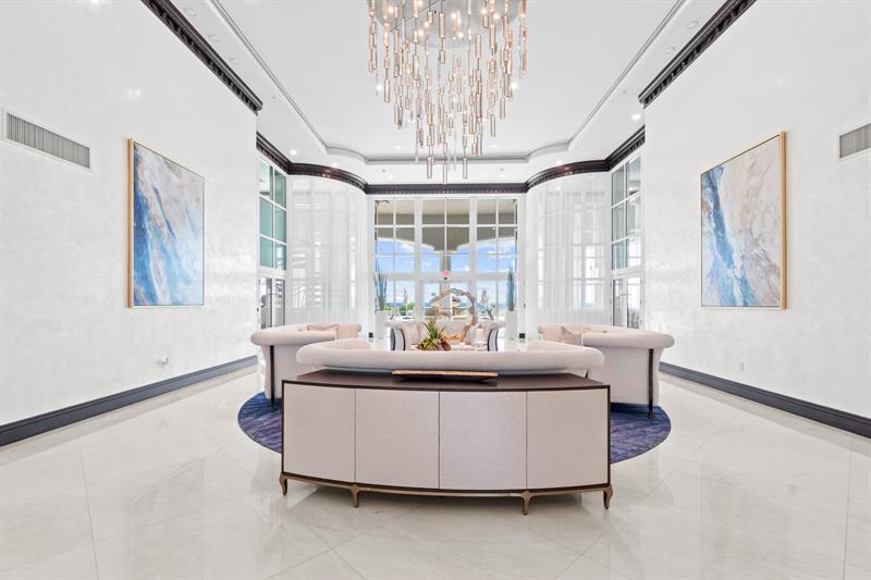 Image 14 of 97 For 1063 Hillsboro Mile  501