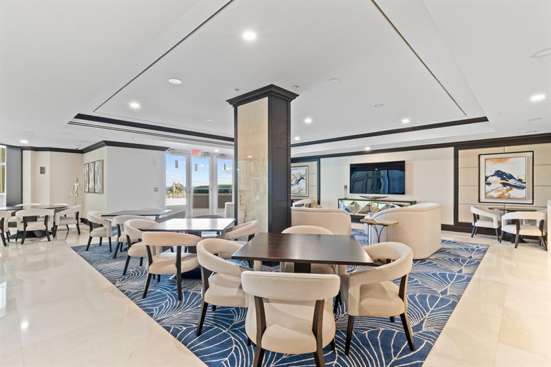 Image 20 of 97 For 1063 Hillsboro Mile  501