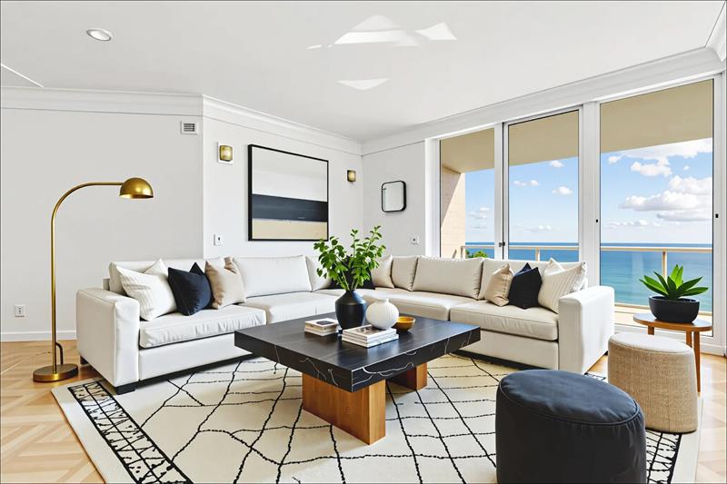 Image 42 of 97 For 1063 Hillsboro Mile  501