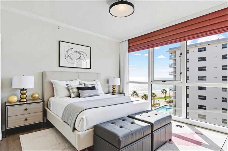 Image 59 of 97 For 1063 Hillsboro Mile  501