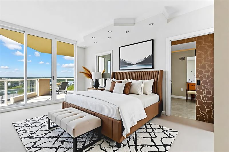 Image 71 of 97 For 1063 Hillsboro Mile  501