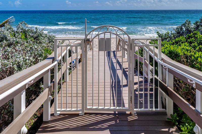 Image 85 of 97 For 1063 Hillsboro Mile  501