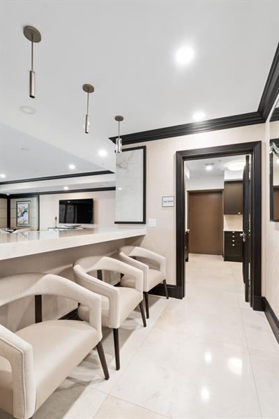 Image 93 of 97 For 1063 Hillsboro Mile  501