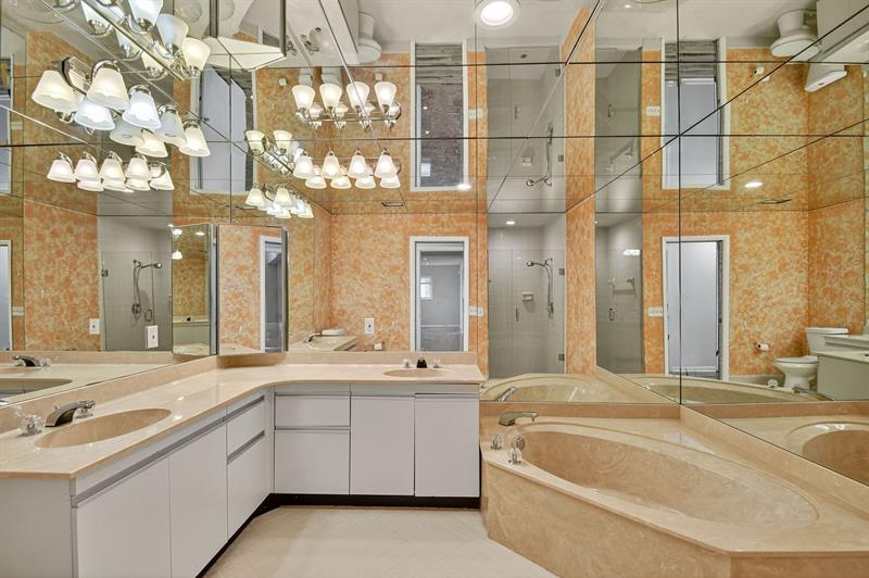 Image 27 of 99 For 6869 Fountains Cir  6869