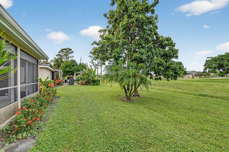 Image 45 of 99 For 6869 Fountains Cir  6869