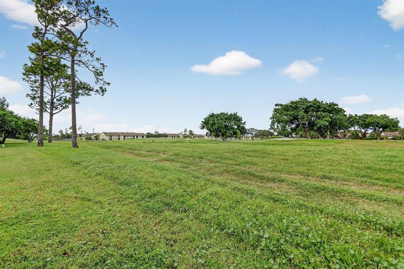 Image 52 of 99 For 6869 Fountains Cir  6869