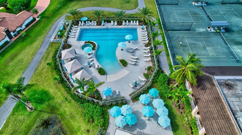 Image 89 of 99 For 6869 Fountains Cir  6869