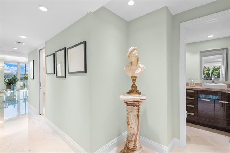 Image 10 of 30 For 800 Cypress Grove Dr  306