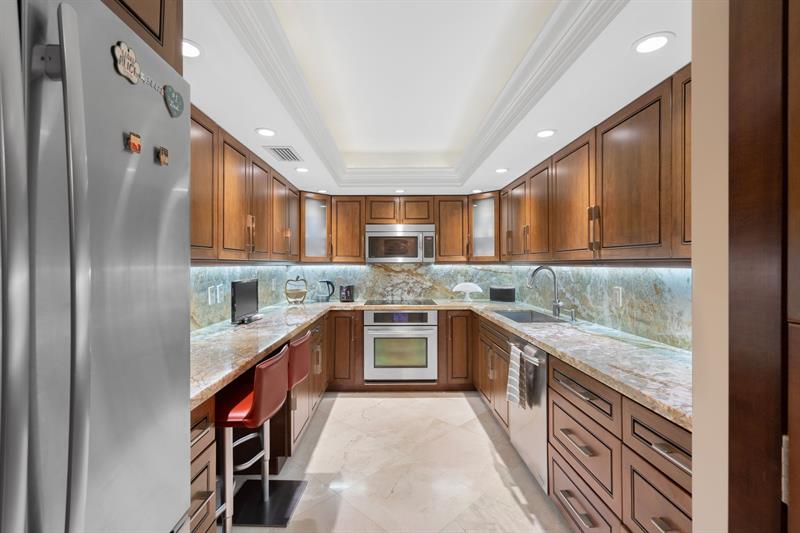 Image 12 of 30 For 800 Cypress Grove Dr  306