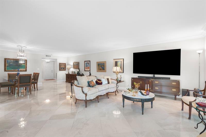 Image 18 of 30 For 800 Cypress Grove Dr  306