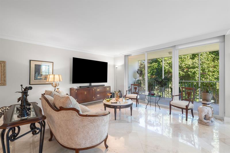 Image 19 of 30 For 800 Cypress Grove Dr  306