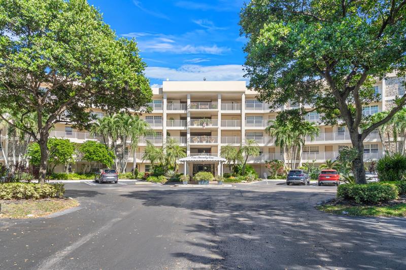 Image 30 of 30 For 800 Cypress Grove Dr  306