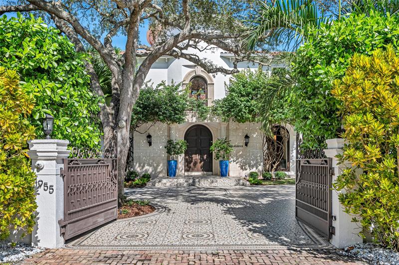 Details for 4955 83rd St, Miami, FL 33143