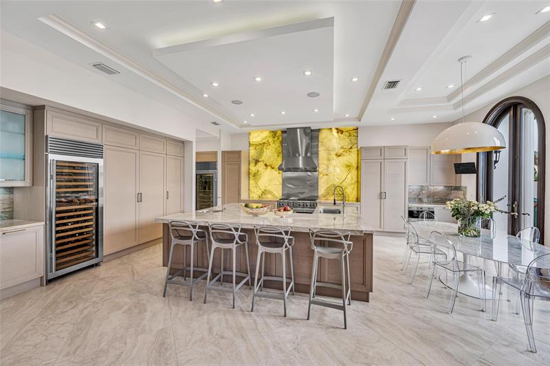 Image 23 of 68 For 4955 83rd St