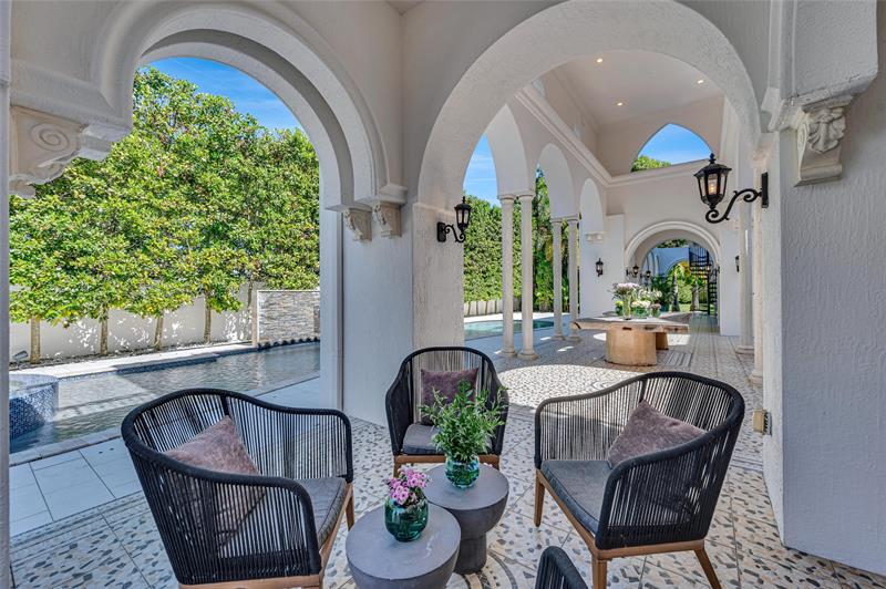 Image 31 of 68 For 4955 83rd St