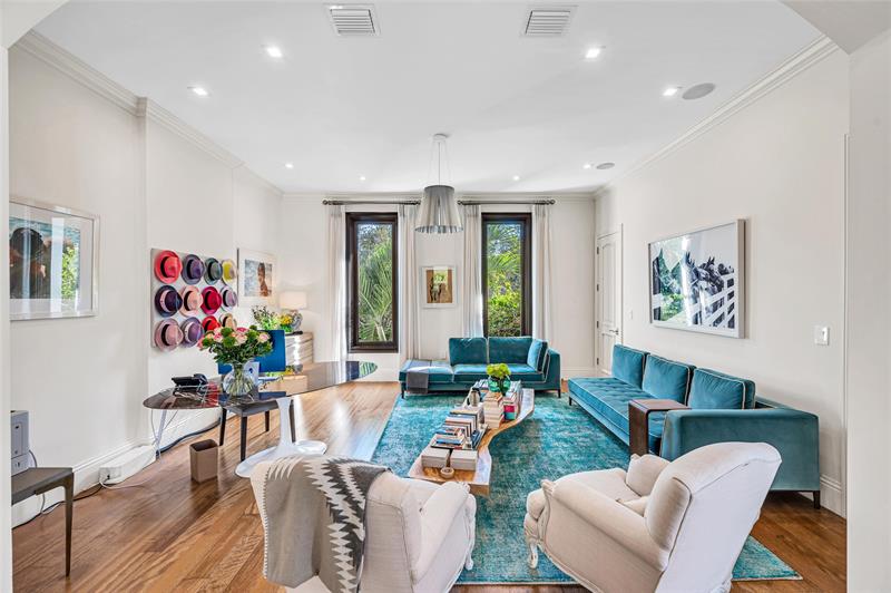 Image 35 of 68 For 4955 83rd St