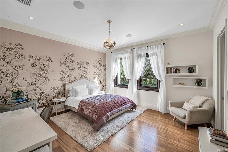 Image 44 of 68 For 4955 83rd St