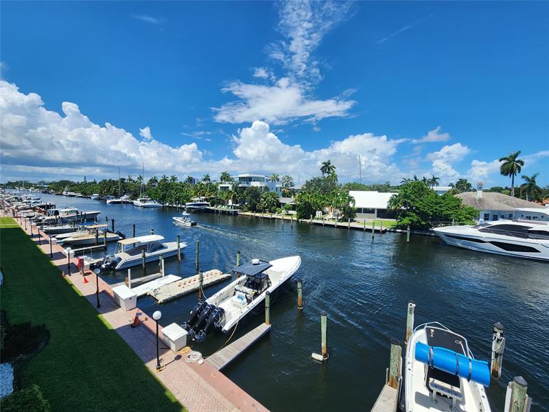 Image 19 of 27 For 1777 15th St  322